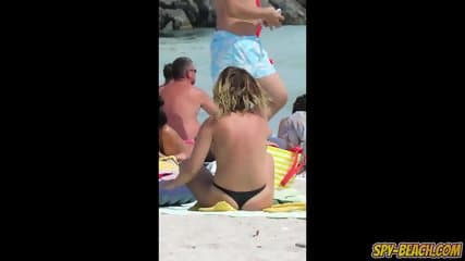 Topless & Bikini Beach HORNY Teens - Voyeur Beach Video