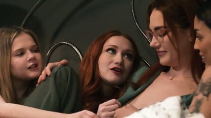 Siri Dahl - Spooked At The Slumber Party