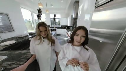 Chloe Rose & Mia River