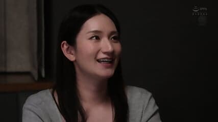 I've been having a casual sexual relationship with my son's friend for five years now. A wicked fling with a younger guy... I'm addicted to unprotected sex. Rei Kimura