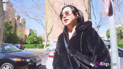 Aisha Montero - Señora  Limpieza VS Yogurin Inexperto Y Virgen. Aisha Montero Consigue Que Te Corras Dos Veces