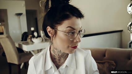 Rough Sex And Bloody Creampie